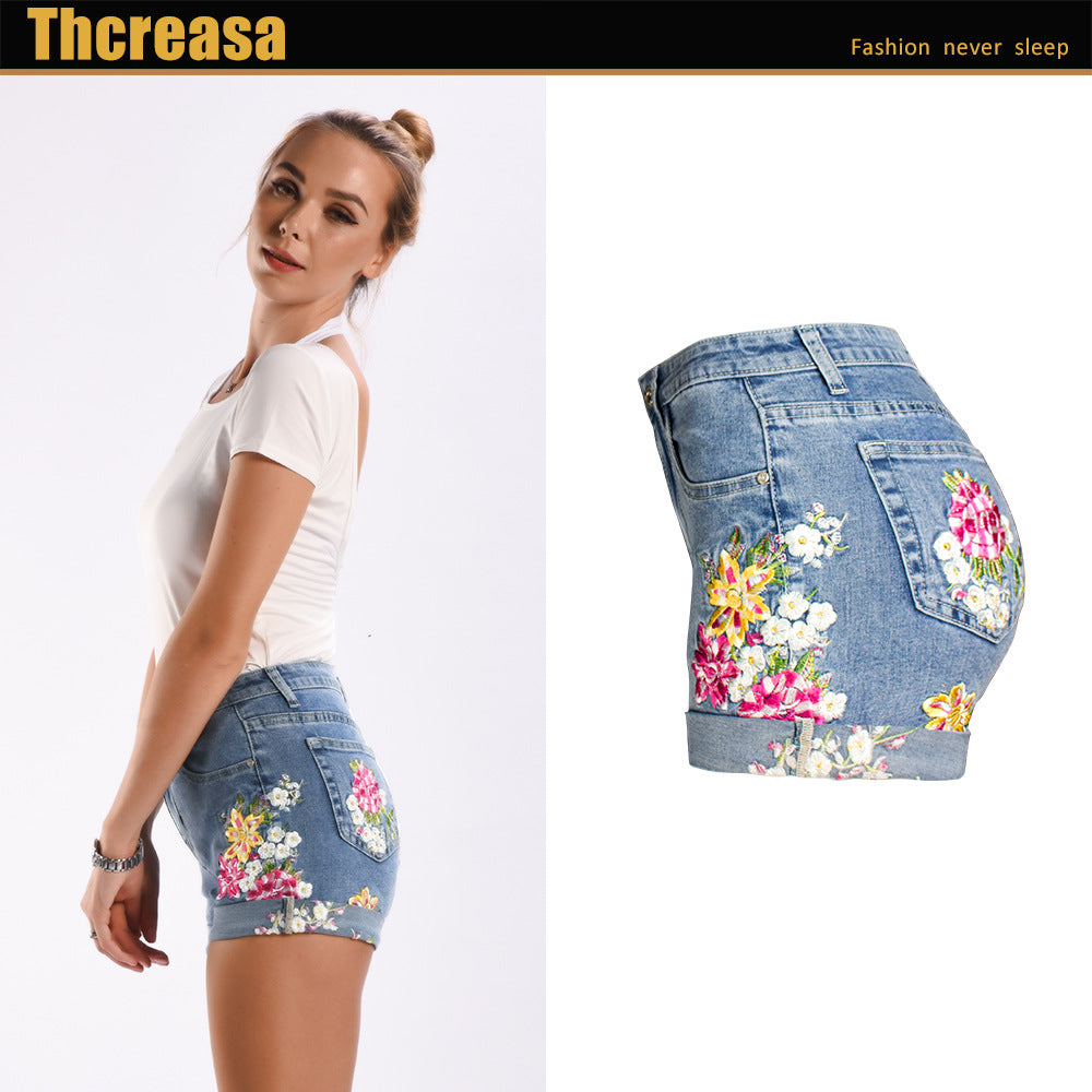 Women's Wide Foot Stretch Shorts Plus Size 3D Heavy Industry Embroidered Flower Denim Shorts