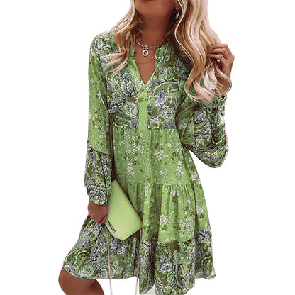 Nature-inspired Women's Plus Size Dress, V-Neck Printed Flared Sleeve Dress